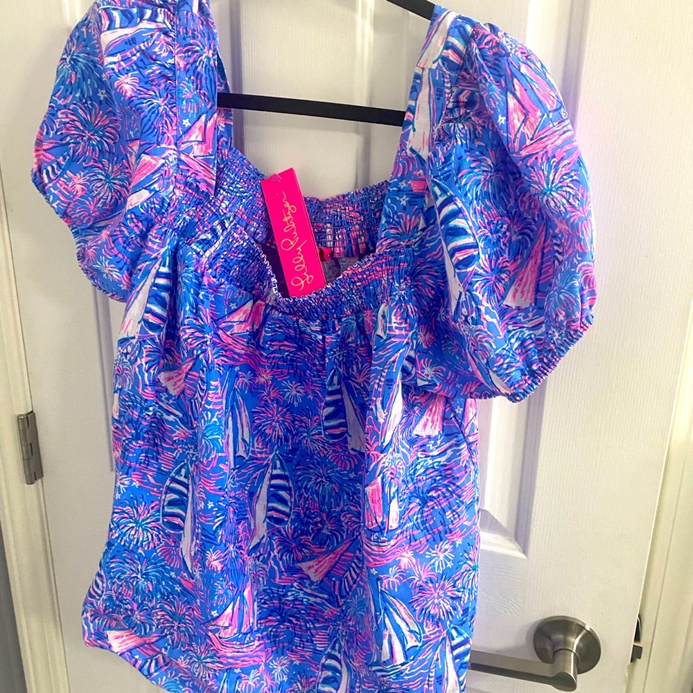 Net adorable top- runs big!